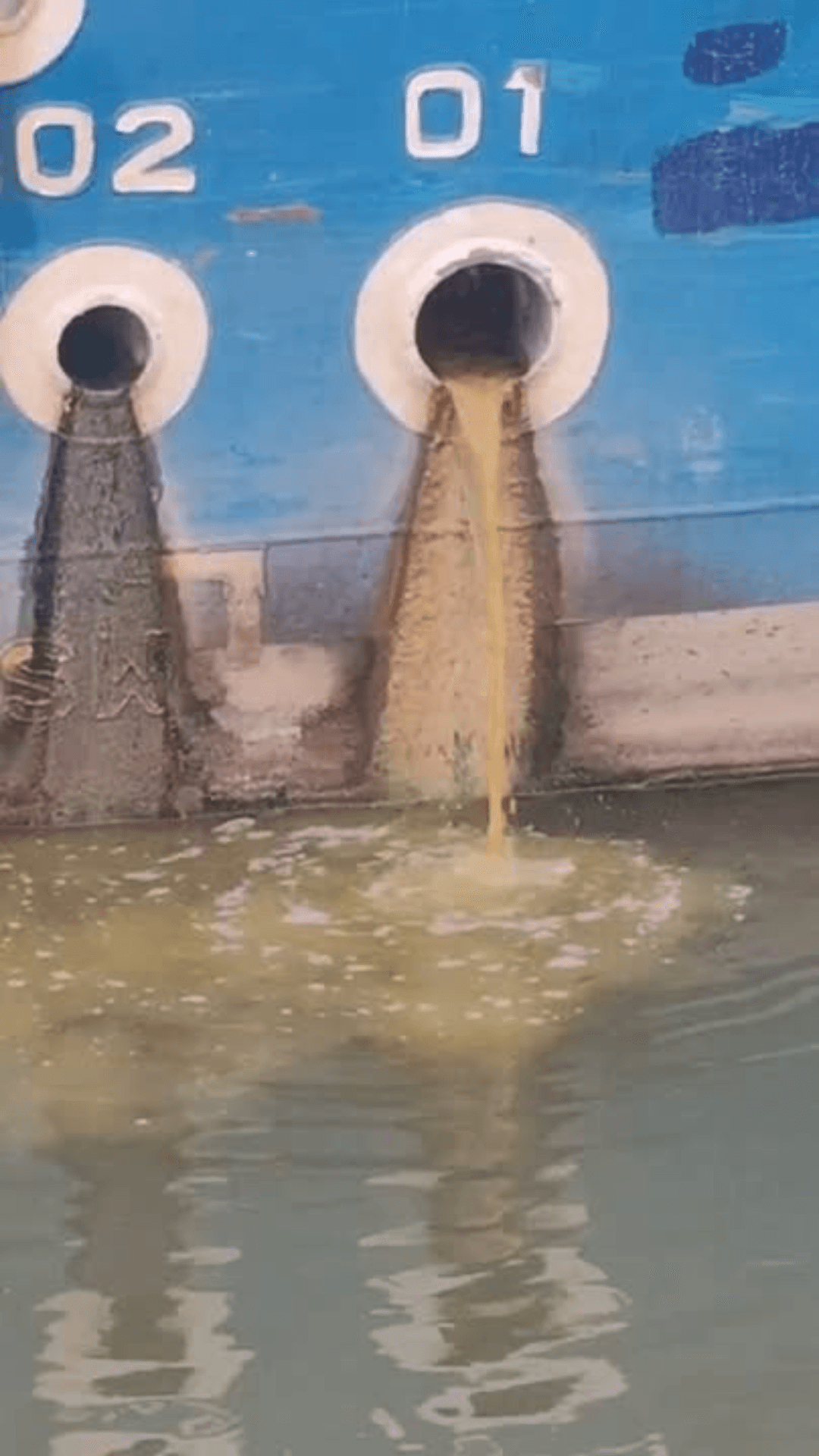 CRUISE SEWAGE ALLEGATION RAISES GANGA CONCERNS