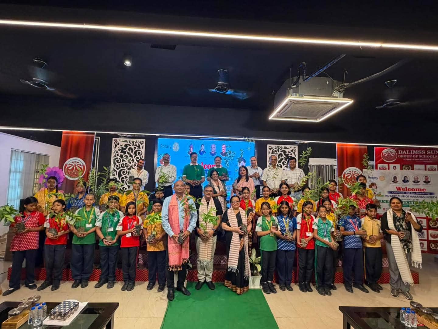 Rotary Club Varanasi North Donates 1,300 Plants to Students at Dalimss Sunbeam School