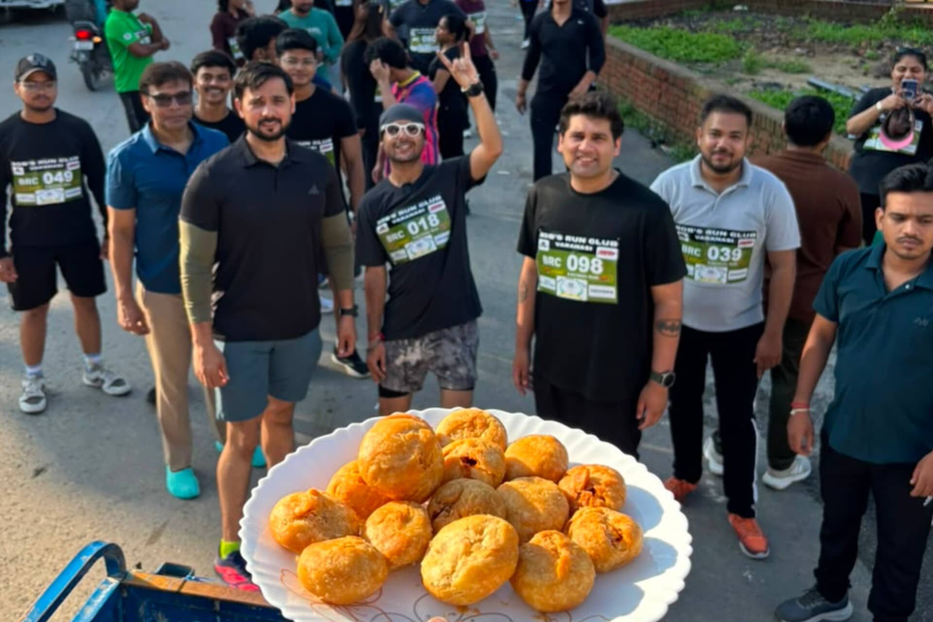 Bob's Run Club Organises ‘Kachori Run’ in Varanasi to Promote Balanced Living