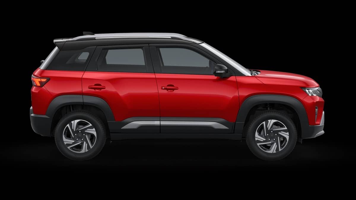 Maruti Fronx vs Brezza price: Rs 6,89,900 vs Rs 7,49,900 ex-showroom Delhi