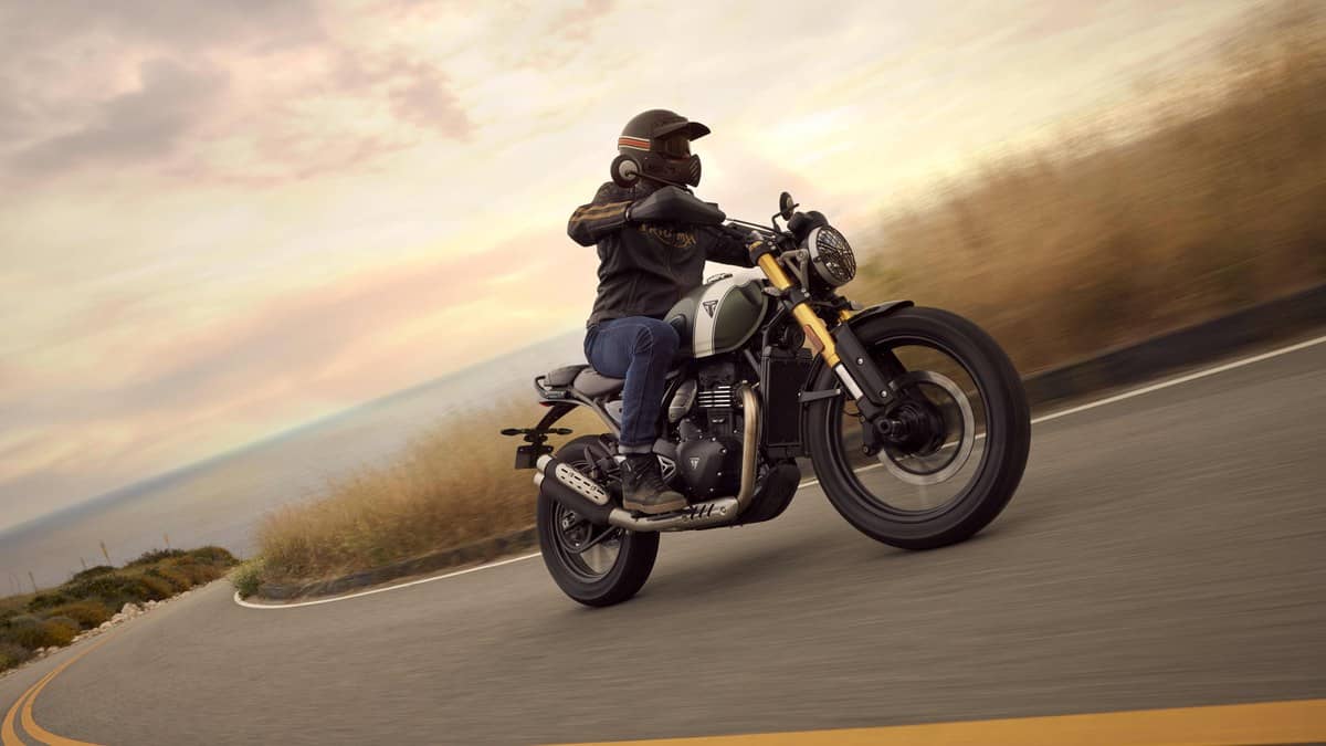 Triumph Scrambler 400 X vs Speed 400 price: Speed 400 starts lower at Rs 2,35,327