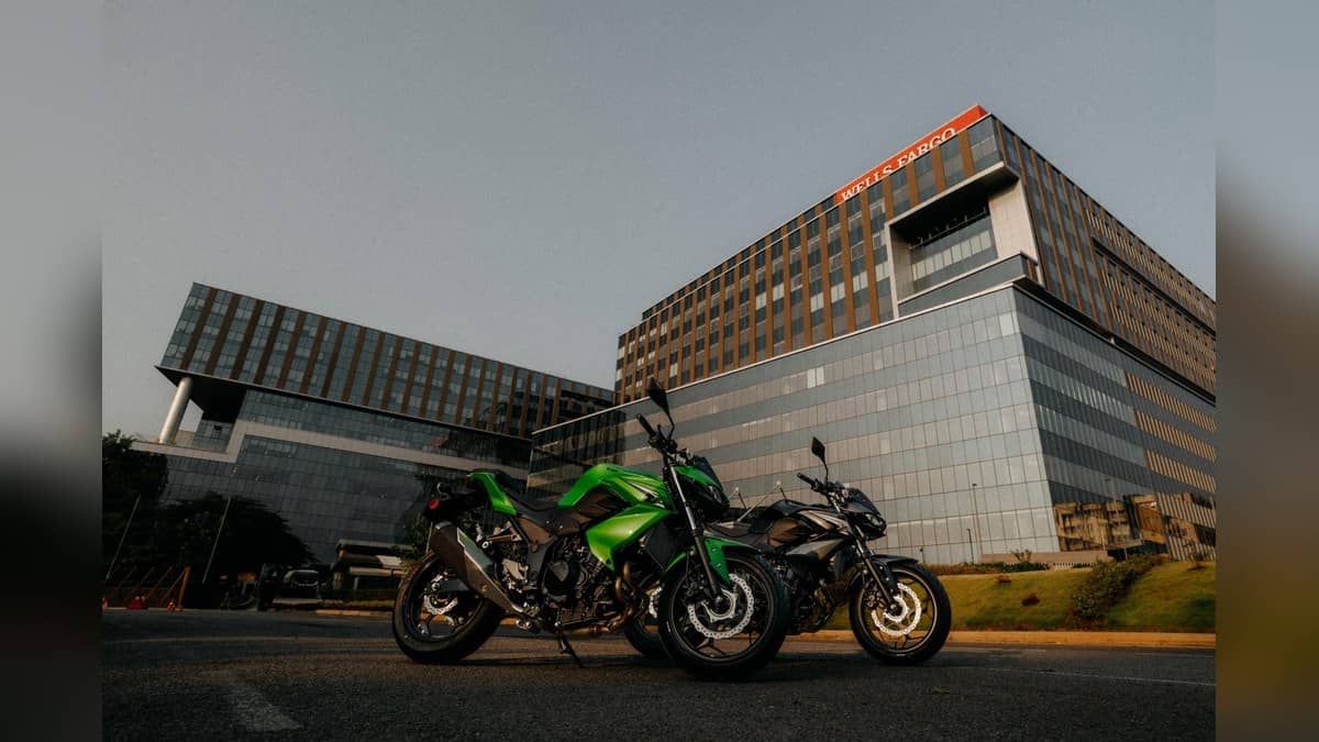 Kawasaki Versys-X 300 vs Z300 price: Z300 starts lower at Rs 3,24,000