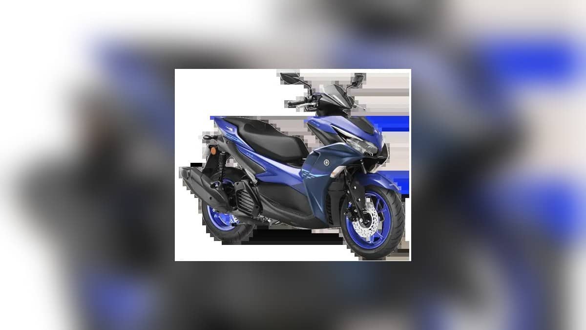 Official product pack shot of the Yamaha Aerox 155 Version S in Racing Blue, 484 by 393 pixels.