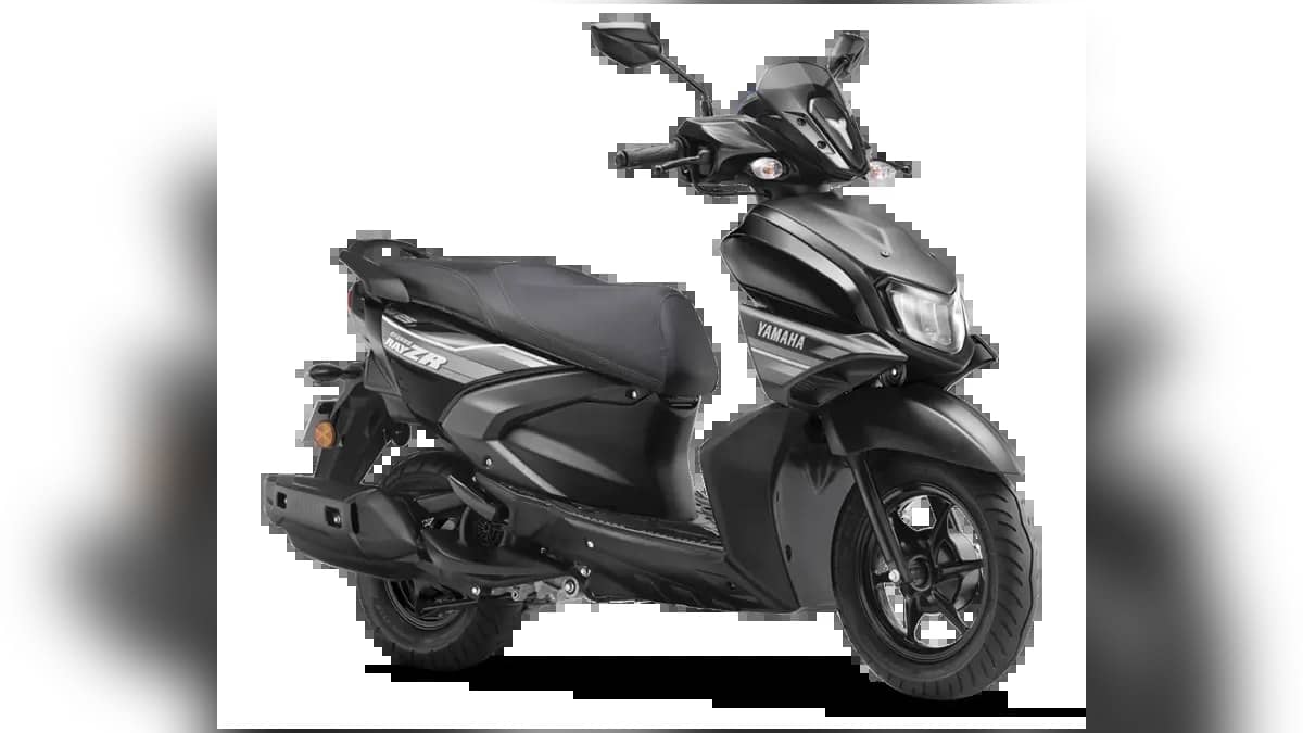 Metallic Black Yamaha RayZR 125 Fi Hybrid Drum in official product photograph