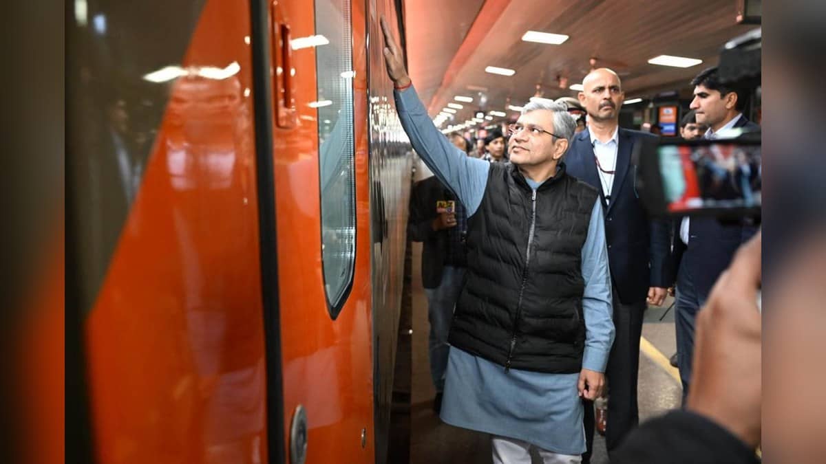Varanasi Vande Bharat Sleeper timetable lists 8.50 pm departure for Delhi