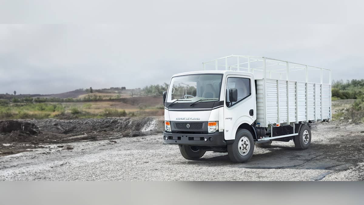 Ashok Leyland Partner 6 Tyre vs 4 Tyre price: 4 Tyre starts lower at Rs 15,95,000